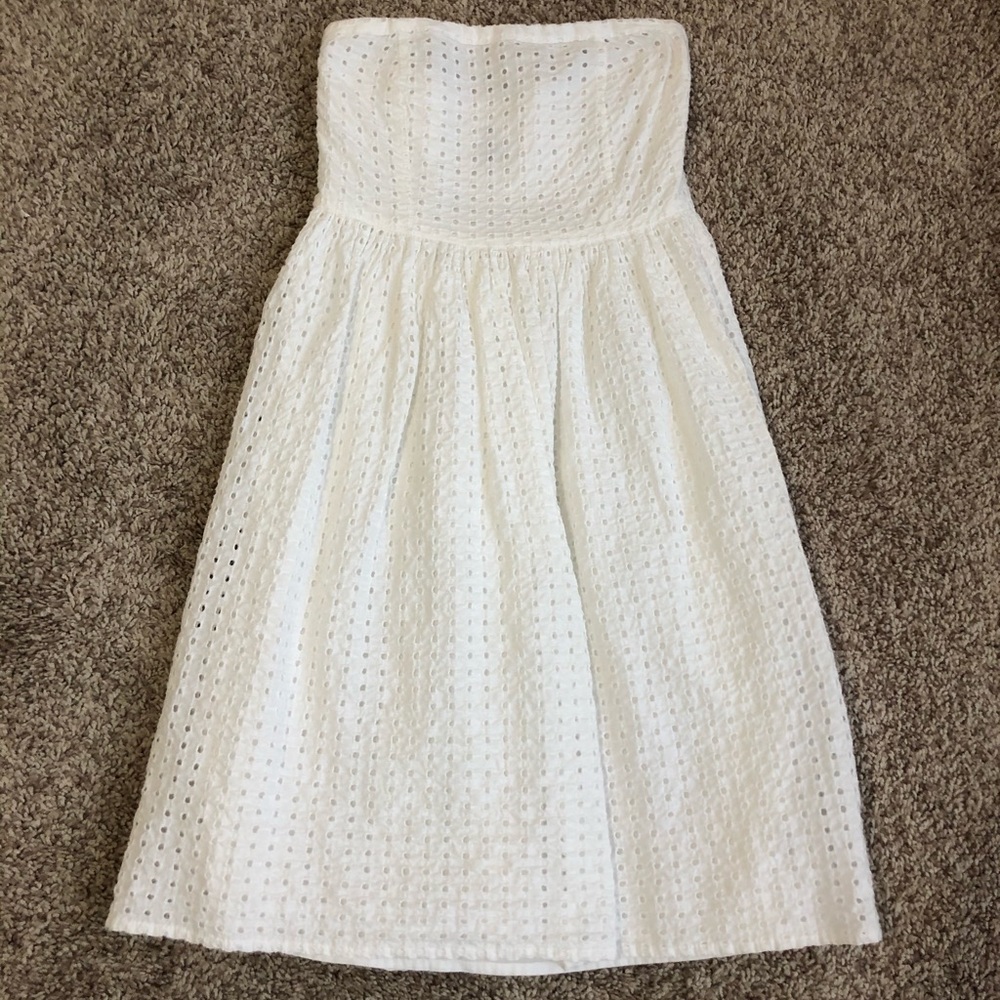 strapless dress